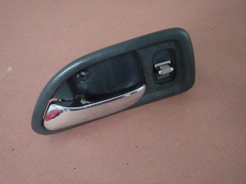 Lh drivers side interior inside front door handle w/ power locks honda accord