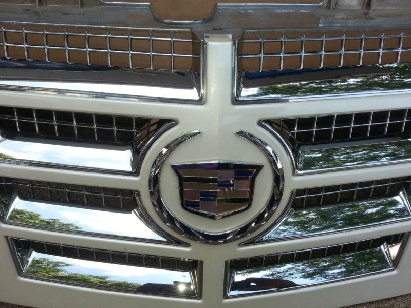 Escalade grille 2008