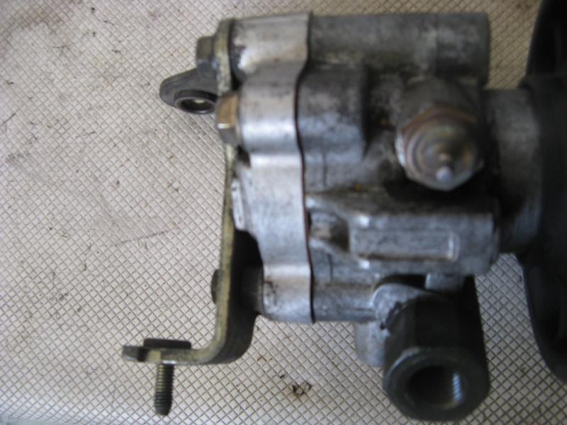 95 96 97 98 99 00 mazda millenia power steering pump 2500 23929