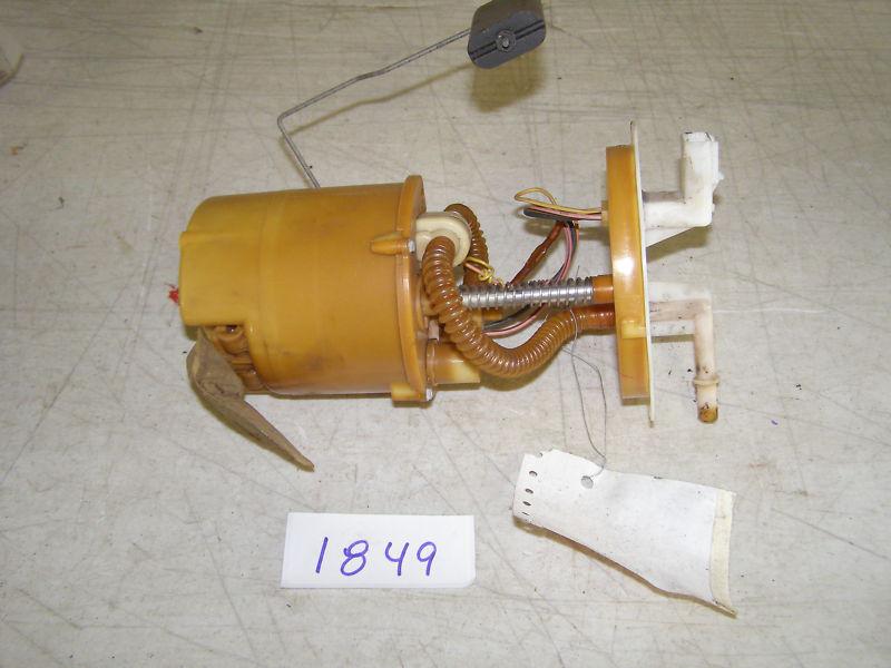 2004 2005 mercury sable fuel pump assembly oem   gas