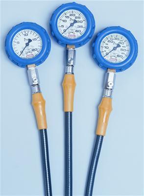 Quickcar tire pressure gauge dry tire 0-20 psi. 2.5 in dia analog 14" hose ea