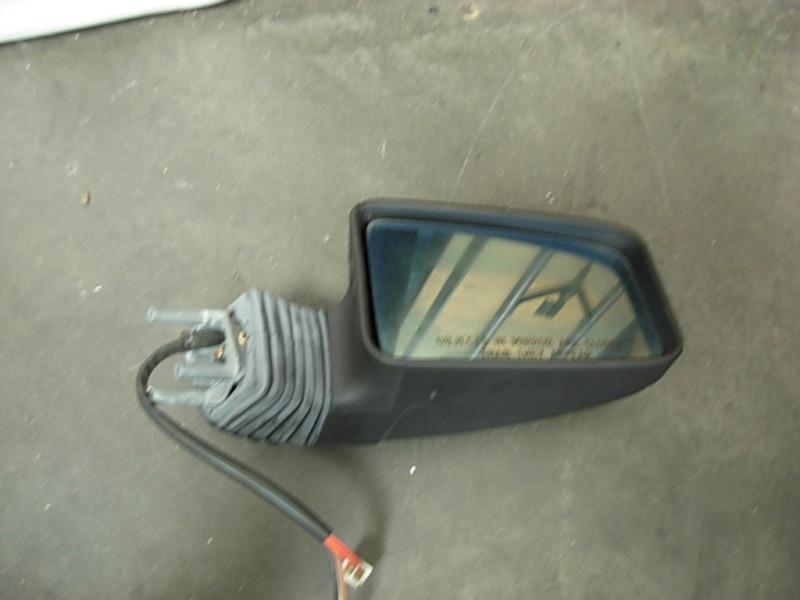 Peugeot 505 mirror rt electric  