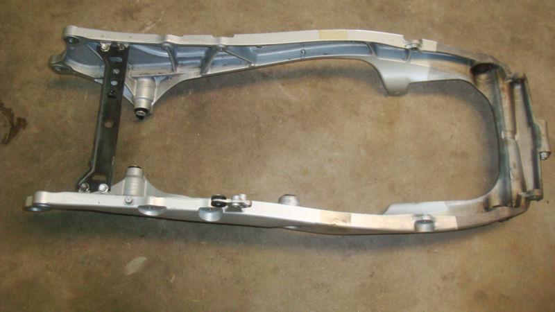 07 honda cbr 600rr subframe