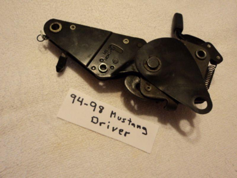 95 ford mustang convertible driver power seat hinge (will fit 94-98)