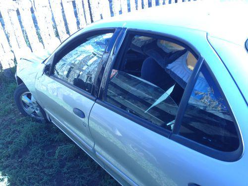 95-05 cavalier front left door glass window 96 97 98 99 00 01 02 03 04