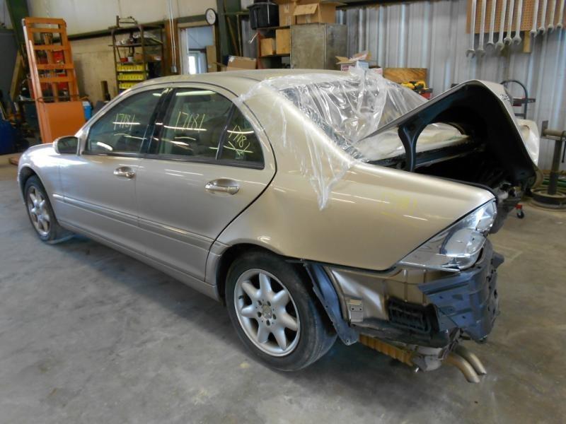 06 07 mercedes c280 brake master cyl 203 type sdn c230 c280 and c350