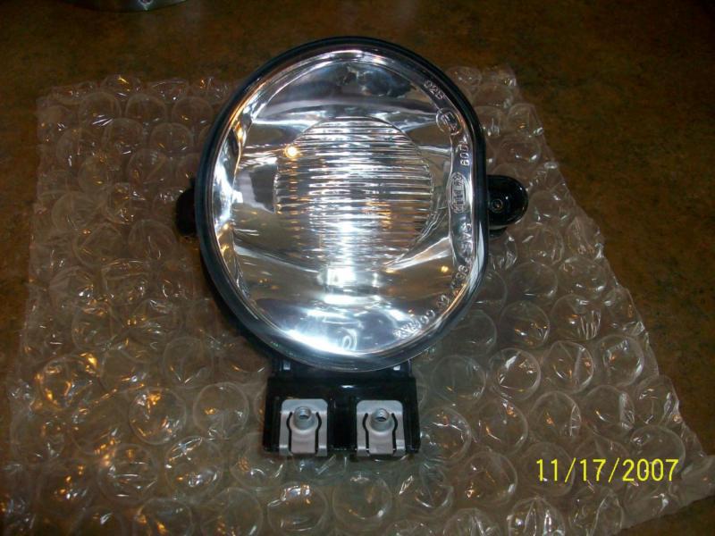 New mopar oem rt hand fog light #55077474 