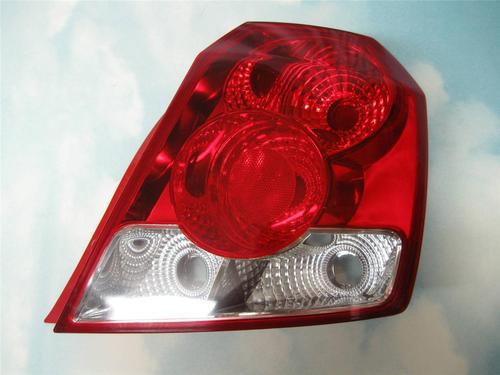 04 05 chev aveo passenger rear brake tail light 2006 2007 2008