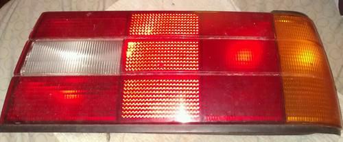 Tail light for 88 89 90 91 92 93 bmw right 