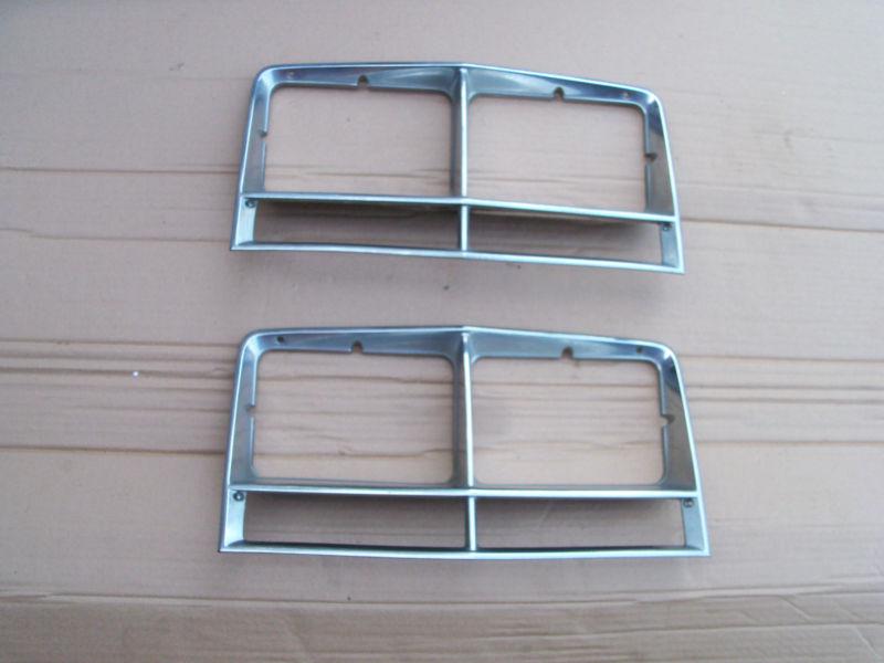 1979 80 81 82 83 84 85 buick riveria head lamp bezels pair