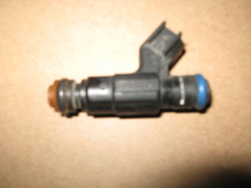 Fuel injector 0280155782  04669772 neon stratus breeze 1998-00 2.0l engines