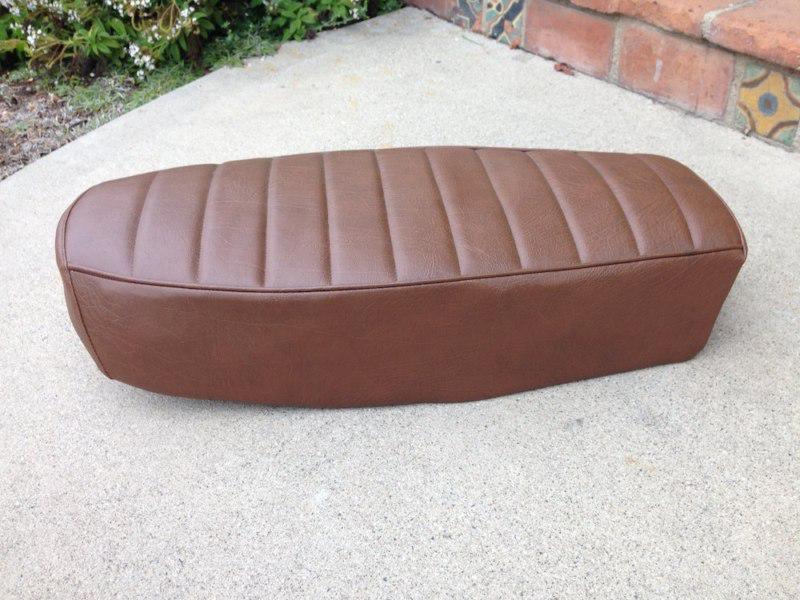 1968-71 cb450 cb 450 k1-k4 newly upholstered seat, rear hinge model, brown