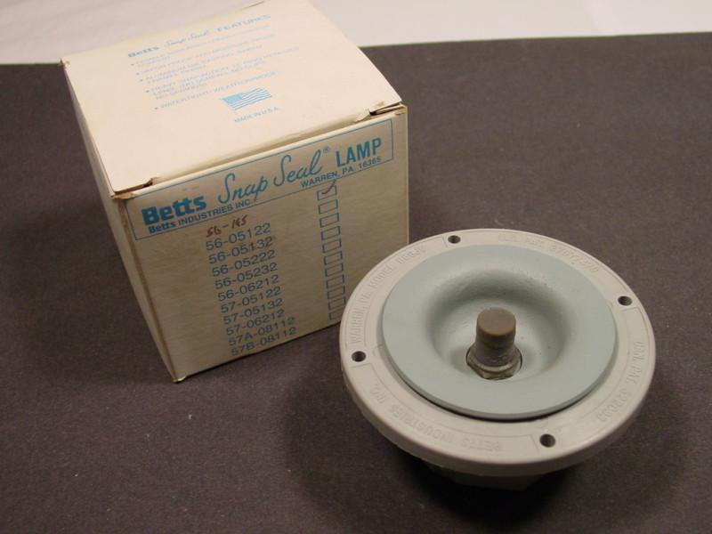 Betts 56195mo / b56jv push button momentarty on switch - valox - free shipping!