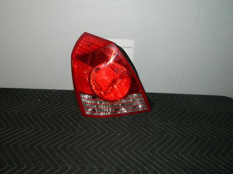 Oem 2004-2006 hyundai elantra left/driver side tail light assembly