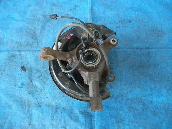 Toyota platz 2000 f. right knuckle hub assy [0044310]