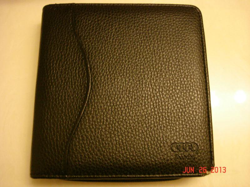 Audi 16 disc / 8 sleeve navigation zipper-lined leather case 