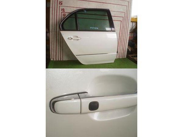 Toyota celsior 2000 rear right door assembly [1213300]