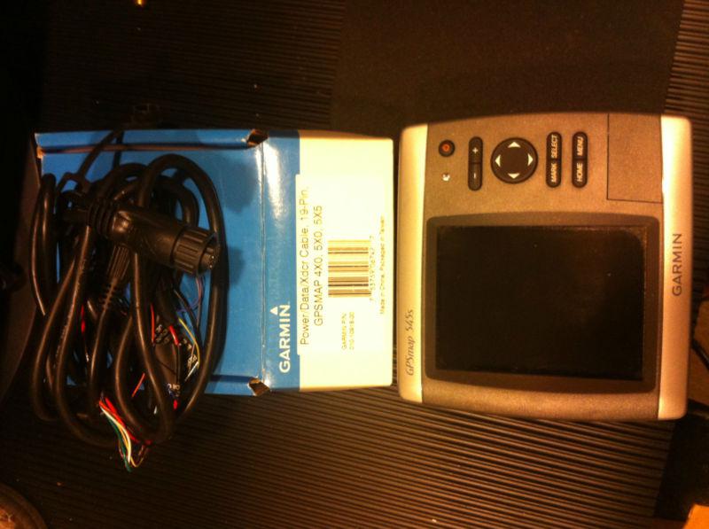 Garmin  545s gps head unit with power cable