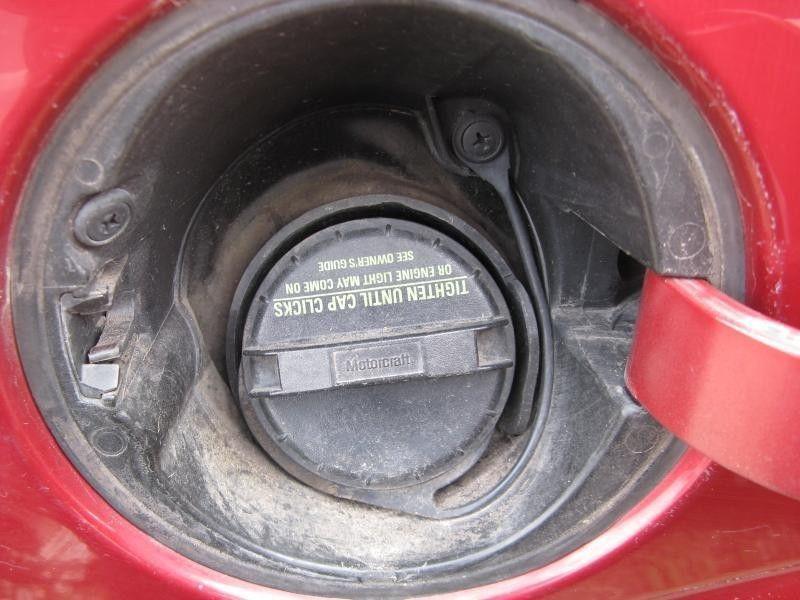 02 03 04 focus fuel gas tank from 12/06/01 id 2m51-9002-aa and ab 17284