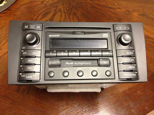 Audi a4 / s4 symphony in dash auto reverse cass/ cd player/ am-fm 4d0 035 195 a