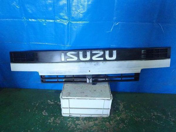 Isuzu elf 1990 radiator grille [5510400]