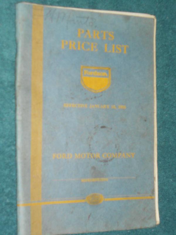 1917-1933 fordson tractor parts catalog original / rare & neat! / 32 31 30 29 28