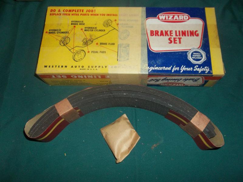 Brake lining set 1940 -1959 buick 1955-58 pontiac - new with rivets