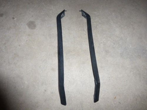 1985, 1986 honda atc 250es big red rear fender trim (pair), protectors, finisher