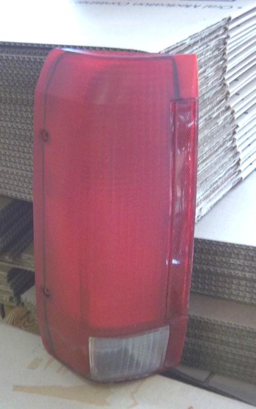 92 93 94 95 96 ford f150 left tail light