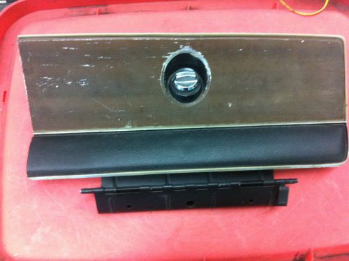 Duster dart valiant glove box door woodgrain with hinge lock dash