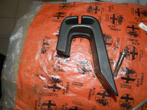 Alfa romeo spider seat belt support driver side