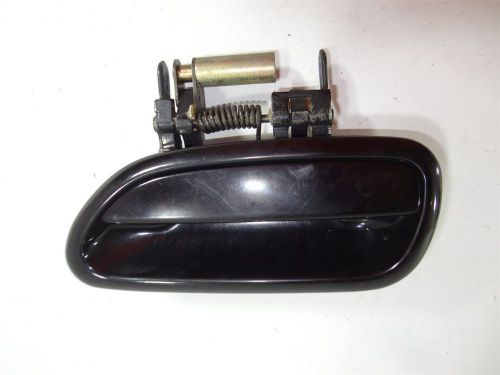 01 outback left rear exterior door handle driver side