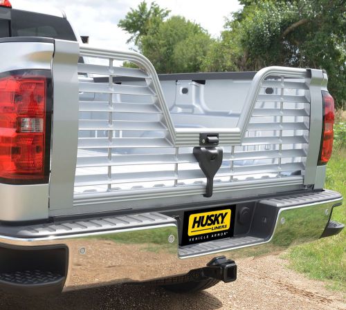 Husky liners 15250 5th wheel style flo-thru tailgate