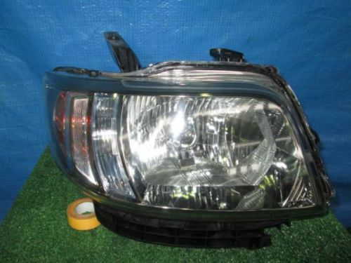 Honda zest 2006 right head light assembled [0510800]