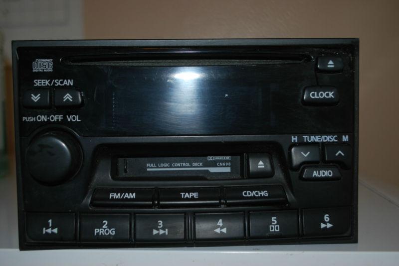 Am fm cassette in dash factory cd player radio stereo oem pn-28188-0z500 cn698