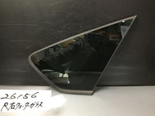 Toyota prius 2010 right side glass [1113750]