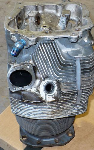 Aircraft engine cylinder