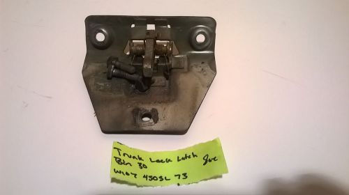 Mercedes w107 450sl trunk locking latch