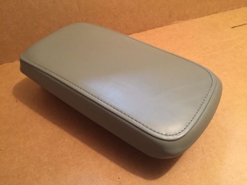 Dodge avenger chrysler sebring 08 09 10 center console arm rest armrest gray oem