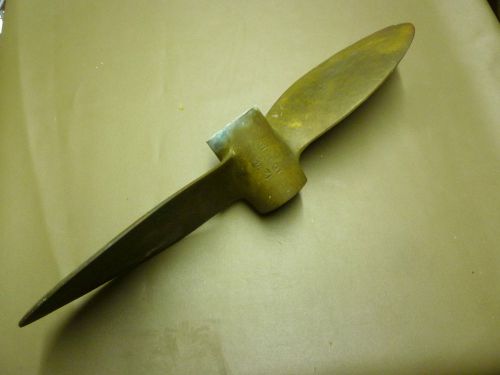 Bronze 2 blade propeller 16 x 13 rh 3/4 inch shaft size