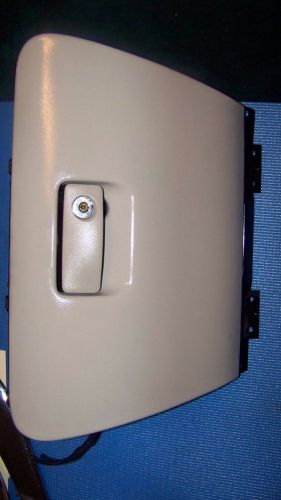 Oem 98-03 jaguar xj8 glove box glovebox storage compartment tan excellent shape