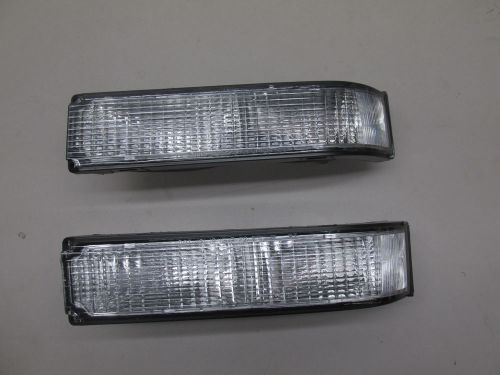 New set of gm side marker parking lamp asm l/h r/h 92-00 yukon,tahoe,suburban