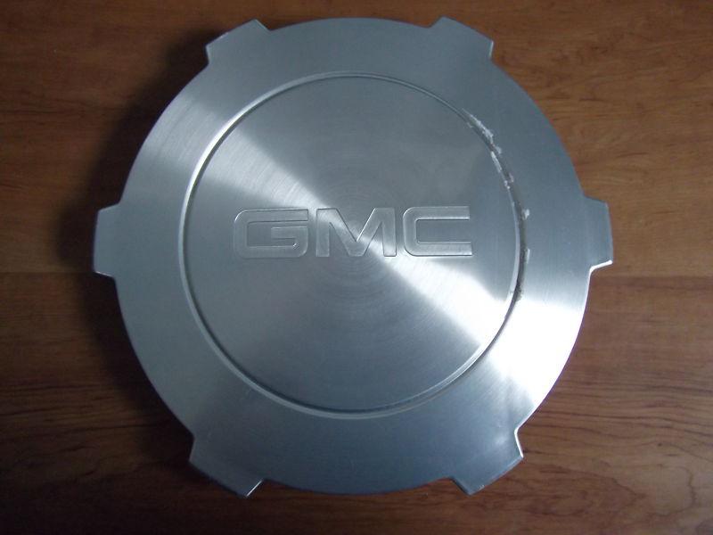 Gmc sierra yukon xl 1500 center hub cap caps hubcap 1999-2004