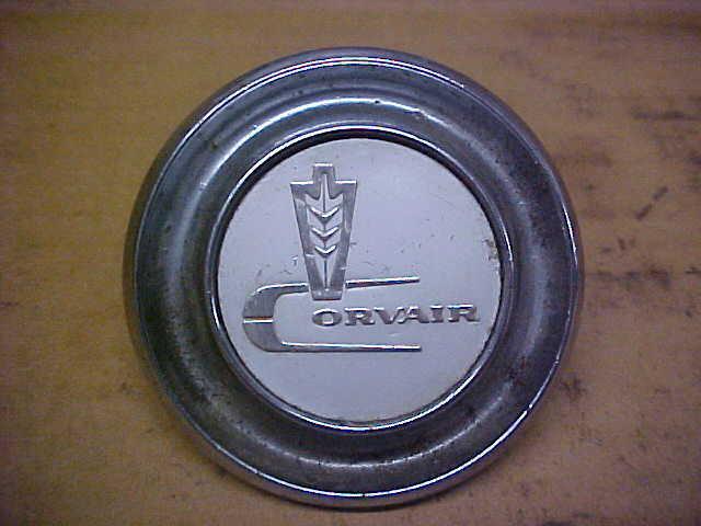 Corvair steering wheel horn button - 1960-61 monza (gold) (used)