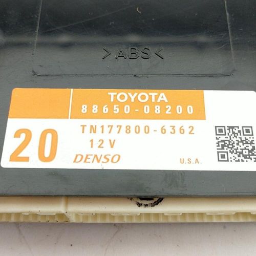 2015 sienna    8865008200 temp ecu