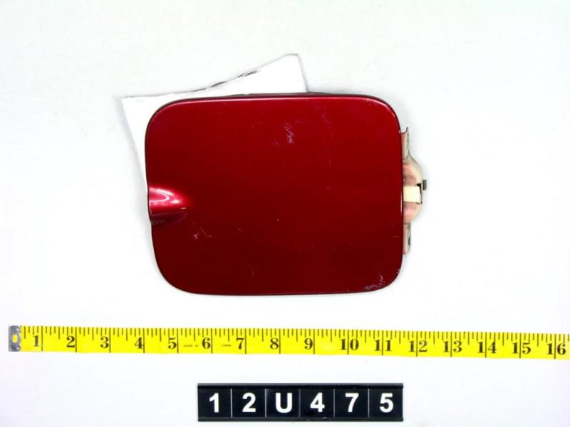 06 xl7 fuel filler door lid gas tank cover cap oem maroon 12u475