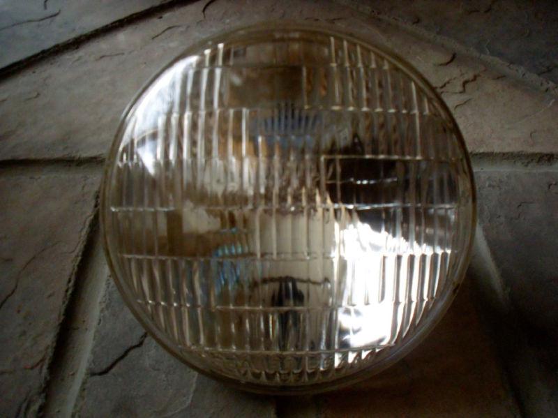 Ge sealed beam--240, m727 headlight.