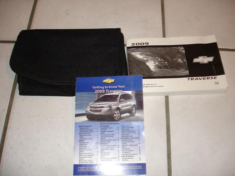 2009 chevrolet traverse owners manual w / case  