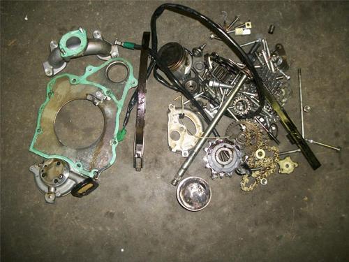 09 honda rebel cmx 250 c box of engine parts & bolts w5