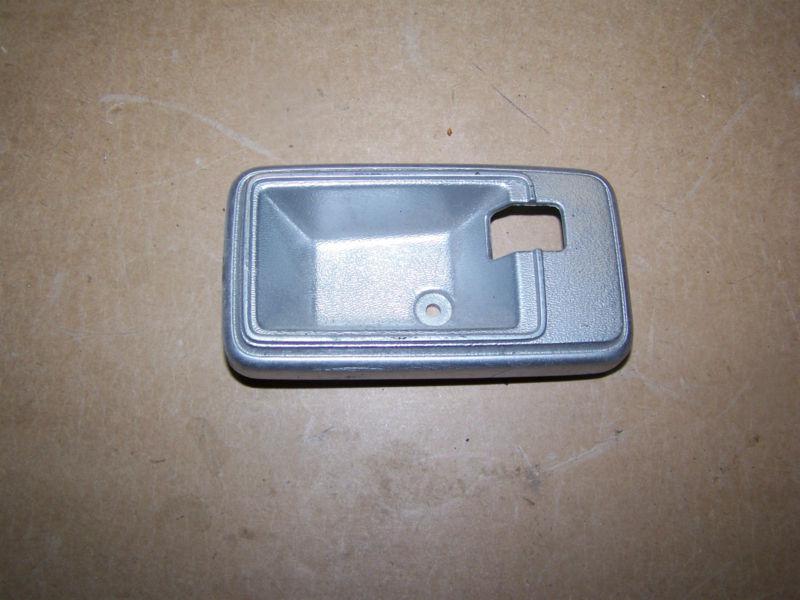 Original '77/'81 camaro/ firebird/trans am lh door handle cup